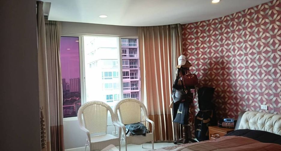 For sale 2 bedrooms condo in Na Jomtien, Pattaya
