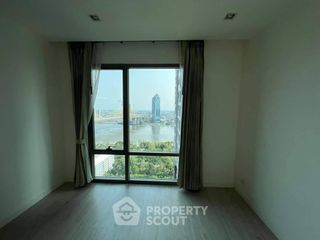 À vendre 2 chambres condo à Yan Nawa, Bangkok