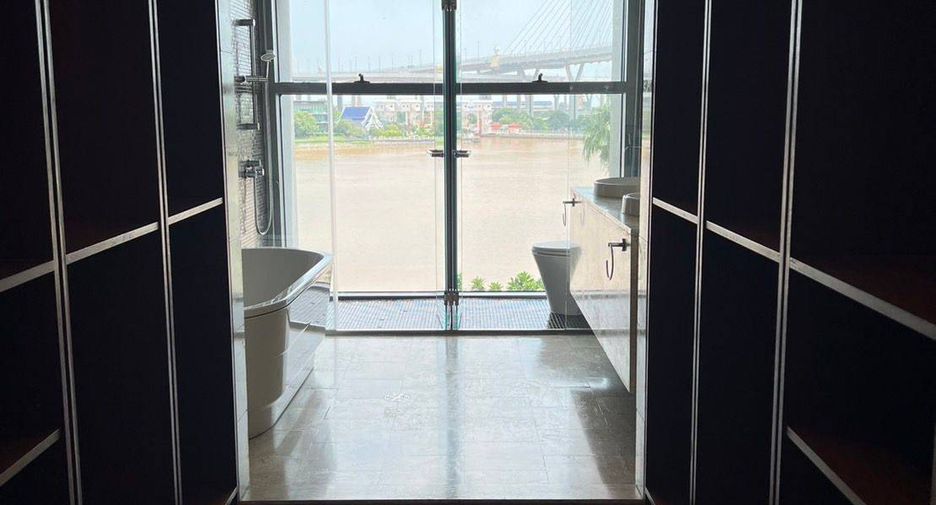 For sale 3 bedrooms condo in Yan Nawa, Bangkok