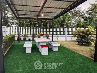 For sale 2 ベッドルーム house in Bang Lamung, Chonburi
