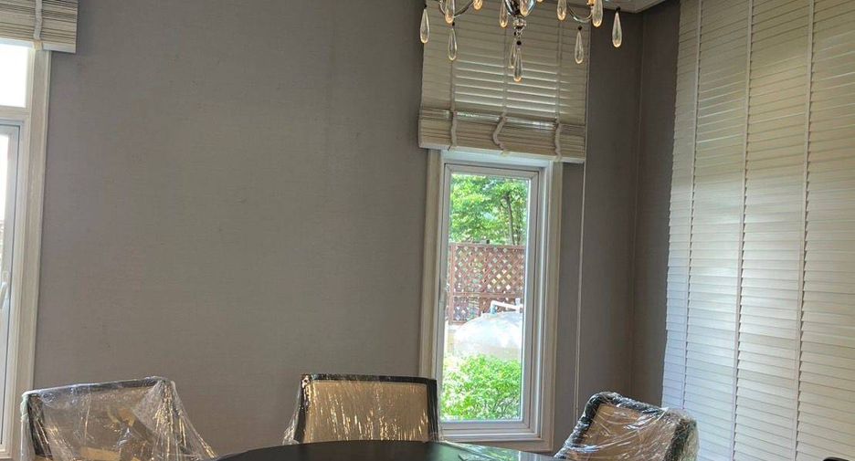 For sale 6 bedrooms house in Lat Phrao, Bangkok
