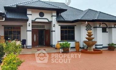 Casa en venta de 4 habitaciones en East Pattaya, Pattaya