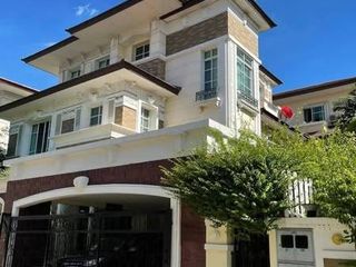 For sale 4 bedrooms house in Chatuchak, Bangkok