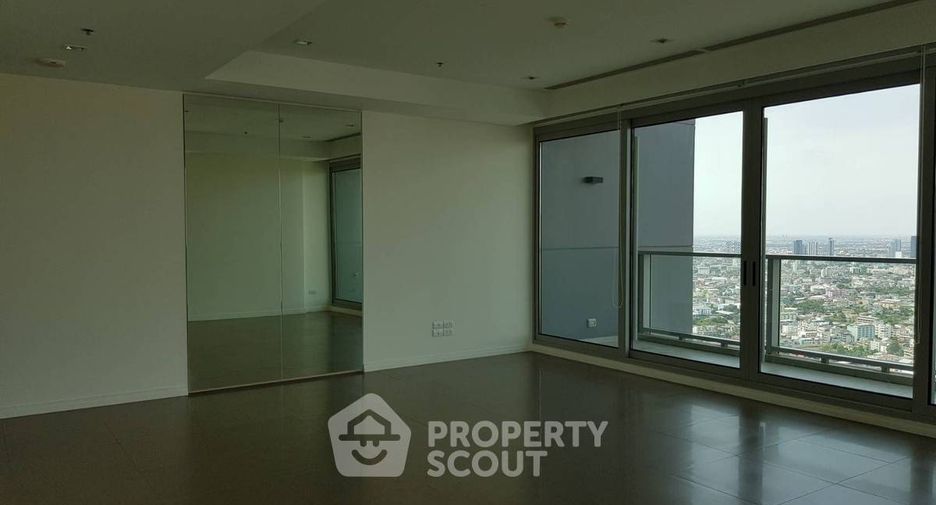 Wohnung zum Kauf mit 2 Zimmer in Sathon, Bangkok