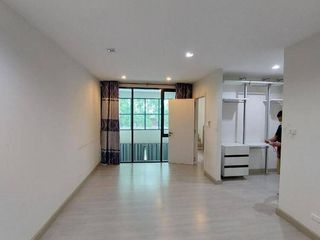 出售 3 卧室 联排别墅 在 Bueng Kum, 曼谷