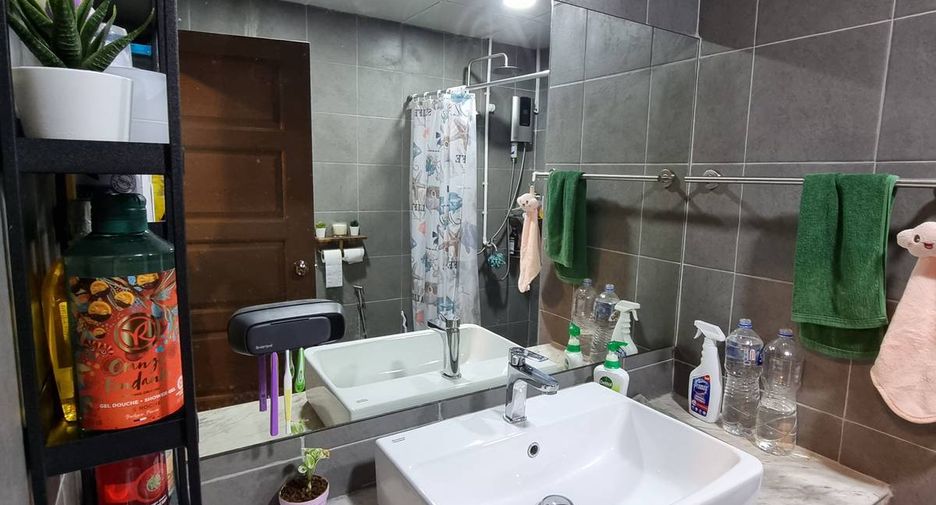 For sale 2 bedrooms condo in Bang Na, Bangkok