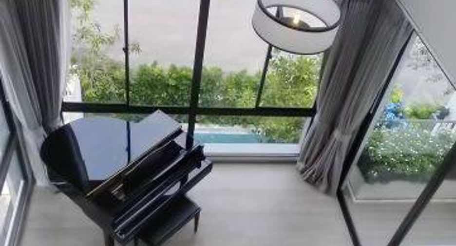 Casa en venta de 4 habitaciones en Lat Krabang, Bangkok