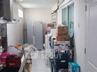 For sale 3 bedrooms condo in Nong Khaem, Bangkok