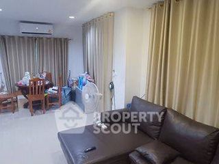 For sale 3 bedrooms condo in Nong Khaem, Bangkok
