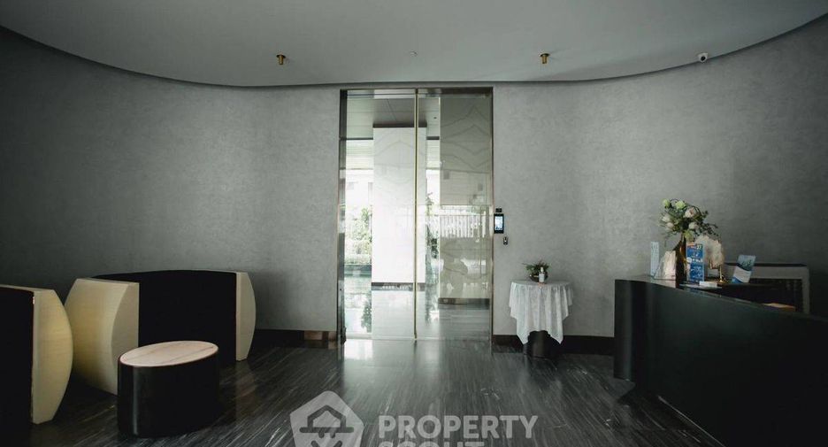 For sale 1 bed condo in Watthana, Bangkok