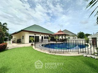 For sale 3 bedrooms villa in Bang Lamung, Chonburi