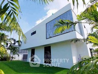 For sale 7 bedrooms house in Bang Lamung, Chonburi