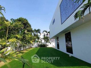 For sale 7 bedrooms house in Bang Lamung, Chonburi