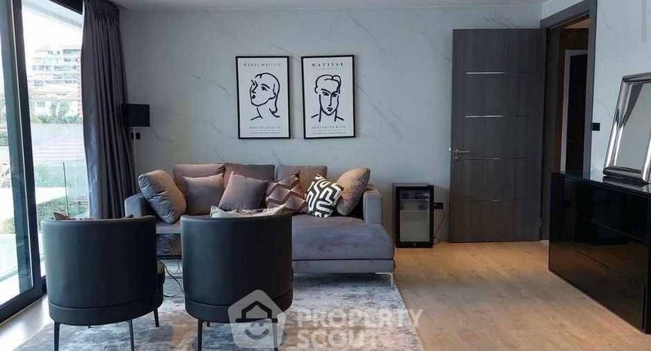For sale 7 bedrooms house in Pratumnak, Pattaya