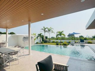 For sale 3 bedrooms villa in Bang Lamung, Chonburi