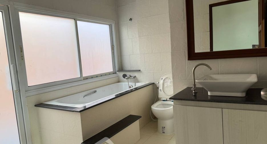 For sale 2 bedrooms villa in Bang Lamung, Chonburi