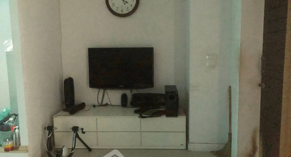 Reihenhaus zum Kauf mit 3 Zimmer in Suan Luang, Bangkok