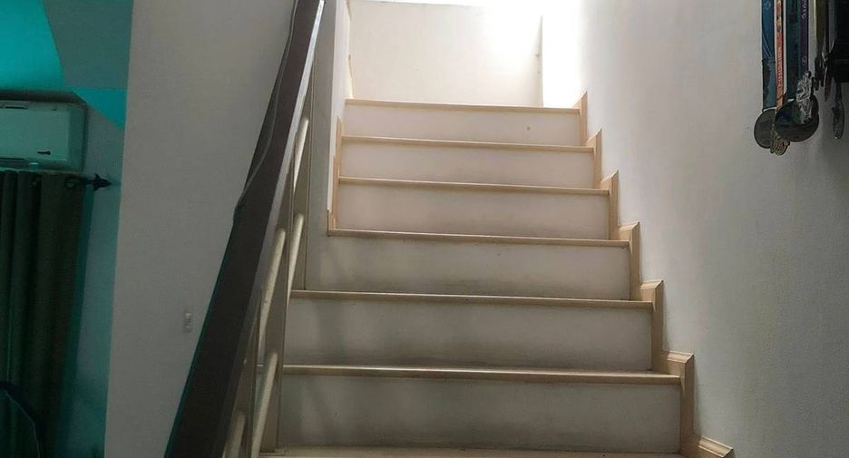 Reihenhaus zum Kauf mit 3 Zimmer in Suan Luang, Bangkok