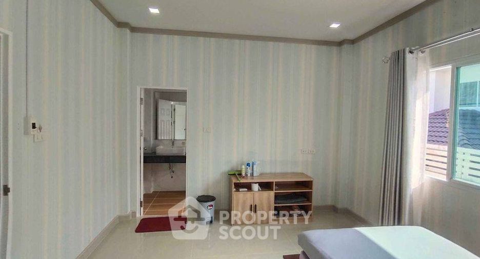 À vendre 3 chambres maison à Sattahip, Pattaya