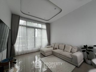 Condo en venta de 3 habitaciones en Prawet, Bangkok