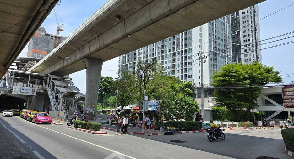 À vendre 1 chambre condo à Chom Thong, Bangkok