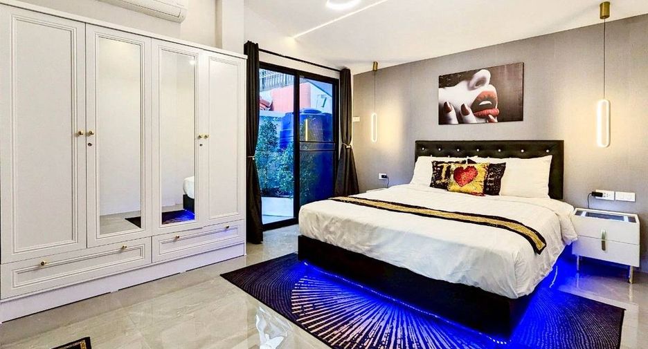 Haus zum Kauf mit 7 Zimmer in Jomtien, Pattaya