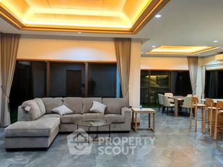À vendre 3 chambres villa à Bang Lamung, Chonburi