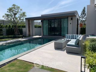 Casa en venta de 4 habitaciones en Lat Krabang, Bangkok