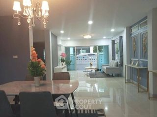 For sale 5 bedrooms condo in Bang Lamung, Chonburi