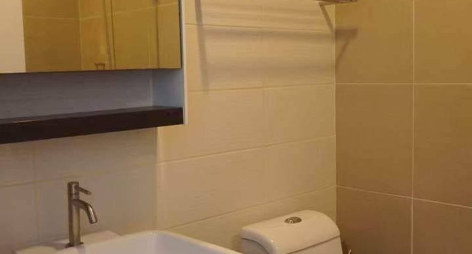For sale 2 bedrooms condo in Phra Khanong, Bangkok