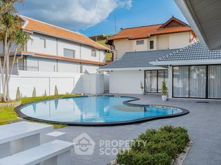 Villa en venta de 3 habitaciones en Bang Lamung, Chonburi