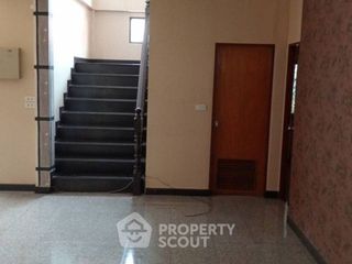 Продажа 5 спальни дом в Банг Кхен, Бангкок