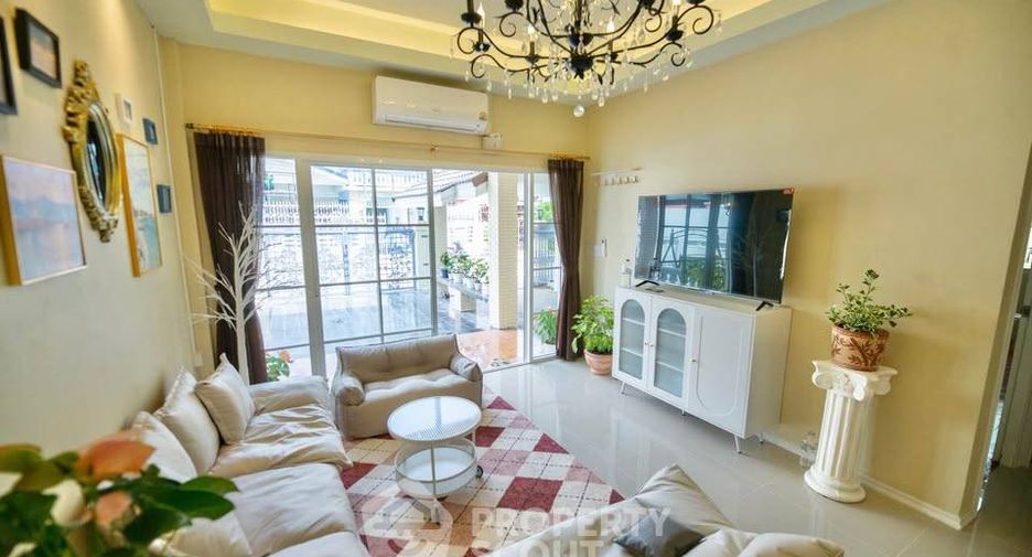 For rent and for sale 4 bedrooms house in Bang Lamung, Chonburi