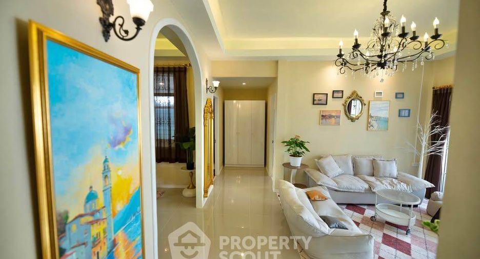 For rent and for sale 4 bedrooms house in Bang Lamung, Chonburi