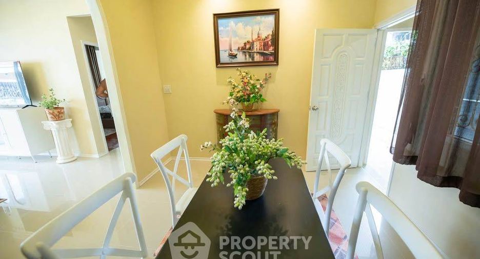 For rent and for sale 4 bedrooms house in Bang Lamung, Chonburi