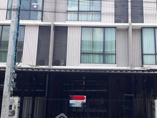 For sale 3 bedrooms townhouse in Khan Na Yao, Bangkok