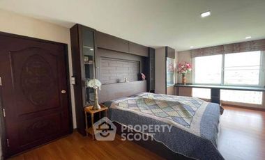For sale 1 bed condo in Lat Krabang, Bangkok