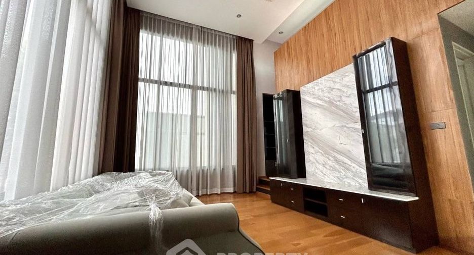For sale 4 bedrooms house in Bueng Kum, Bangkok