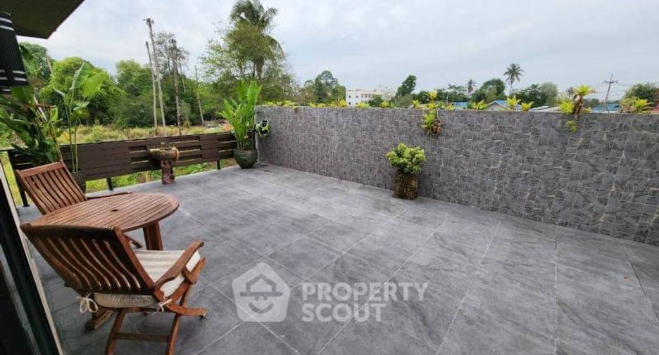 Haus zum Kauf mit 3 Zimmer in Sattahip, Chonburi