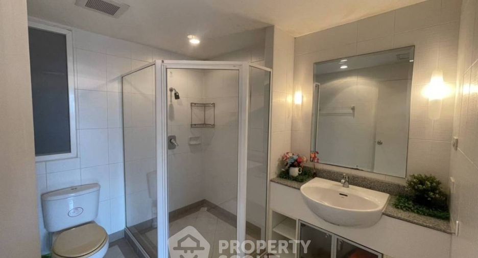À vendre 1 chambre condo à Watthana, Bangkok