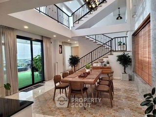 Villa zum Kauf mit 5 Zimmer in Bang Lamung, Chonburi