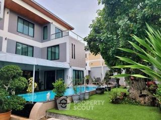 Villa zum Kauf mit 5 Zimmer in Bang Lamung, Chonburi