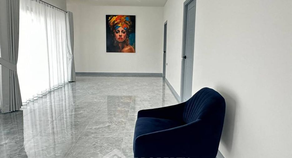 Продажа 4 спальни вилла в Huay Yai, Паттайя