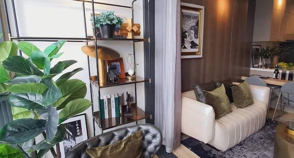 For sale 1 bed condo in Phra Khanong, Bangkok