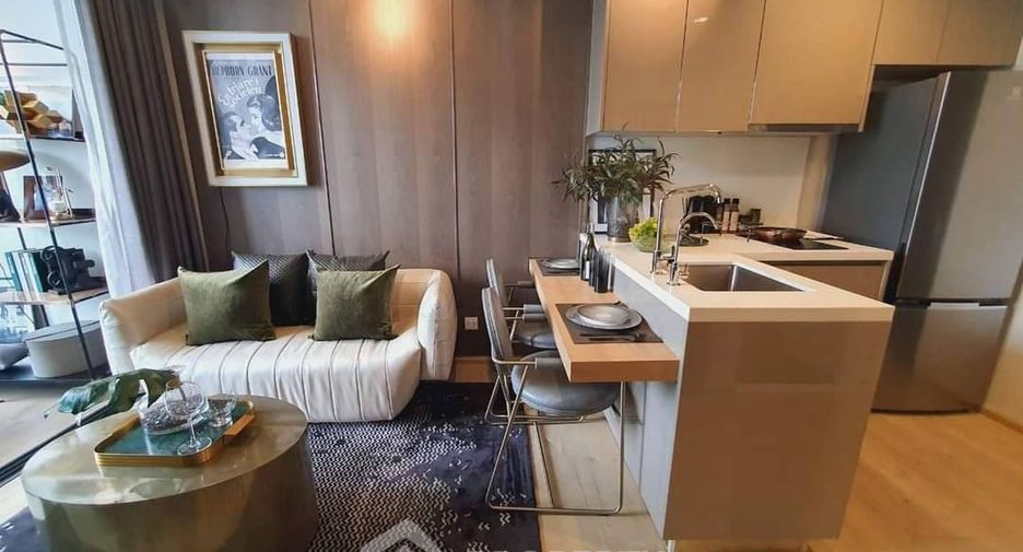 For sale 1 bed condo in Phra Khanong, Bangkok