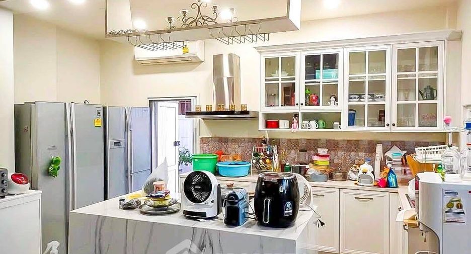 ขาย 4 ห้องนอน วิลล่า ใน บางละมุง, ชลบุรี
