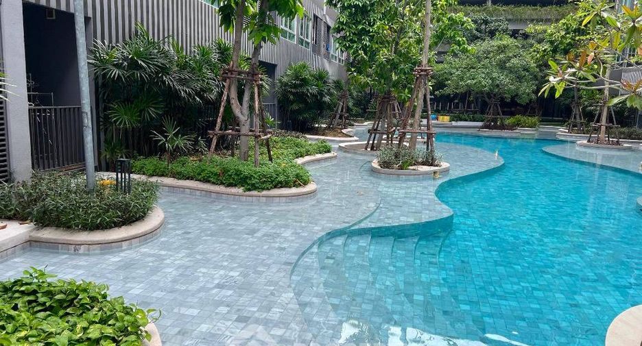 For sale 2 bedrooms condo in Chatuchak, Bangkok