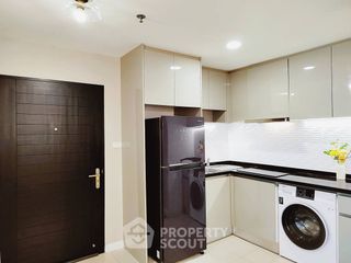 À vendre 2 chambres condo à Huai Khwang, Bangkok