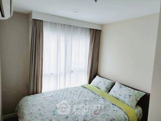 À vendre 2 chambres condo à Huai Khwang, Bangkok