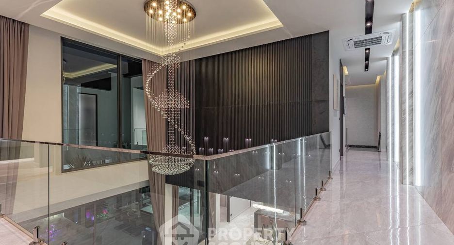 Haus zum Kauf mit 5 Zimmer in Jomtien, Pattaya